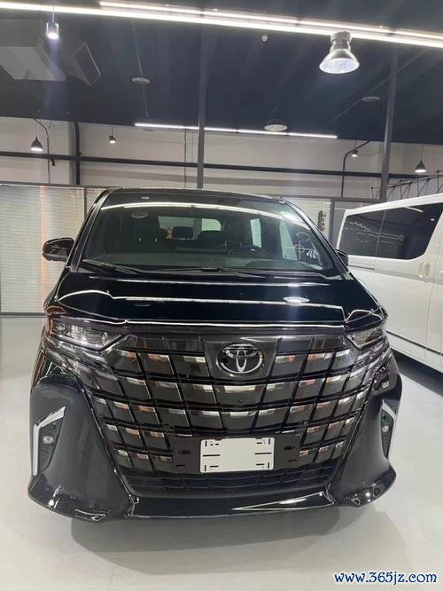 Toyota Alphard外匯車｜2025年新車上市搶先看：四座豪華+PHEV動力解析