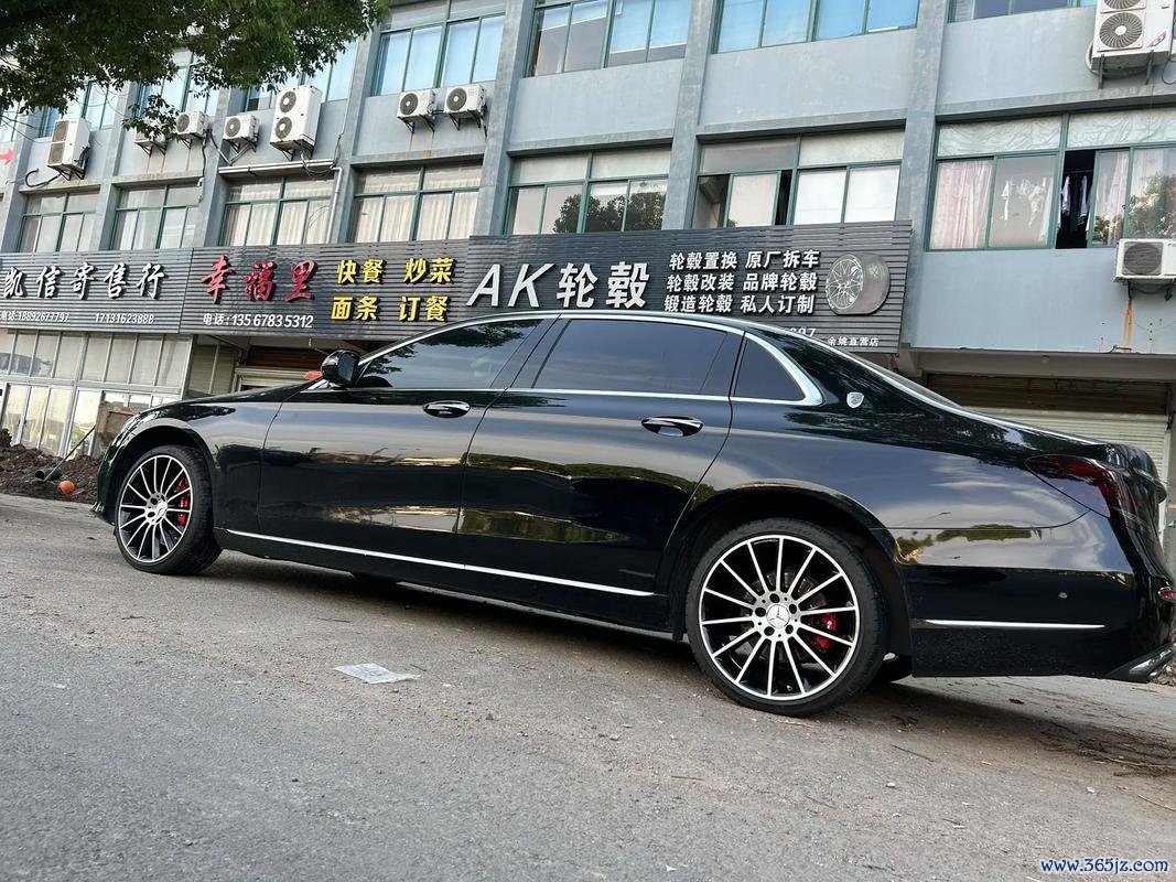 benze300外匯购车指南：进口改装方案+定制轮毂服务 车主必看攻略